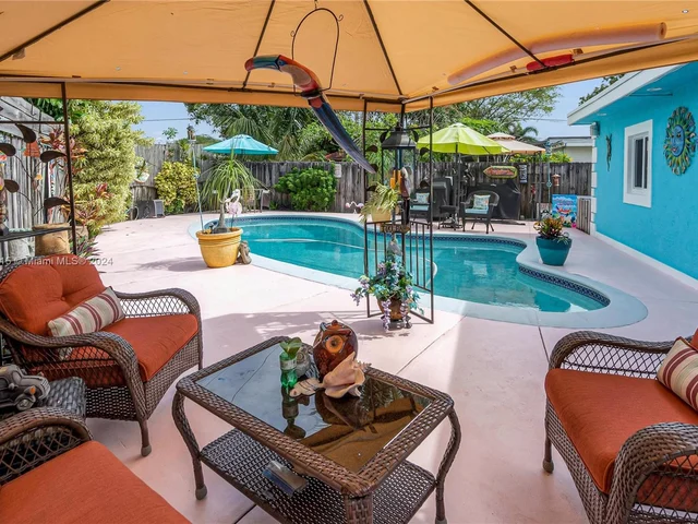 101 NE 51st St, Oakland Park FL 33334