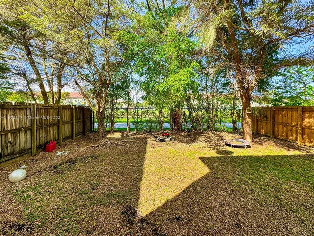 3449 NE 4th St, Homestead FL 33033