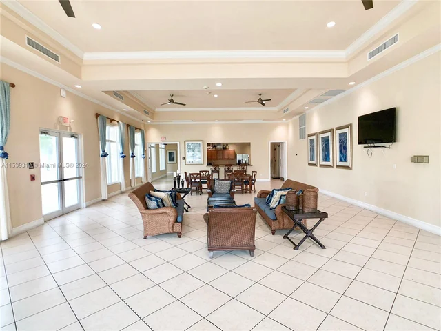 3449 NE 4th St, Homestead FL 33033