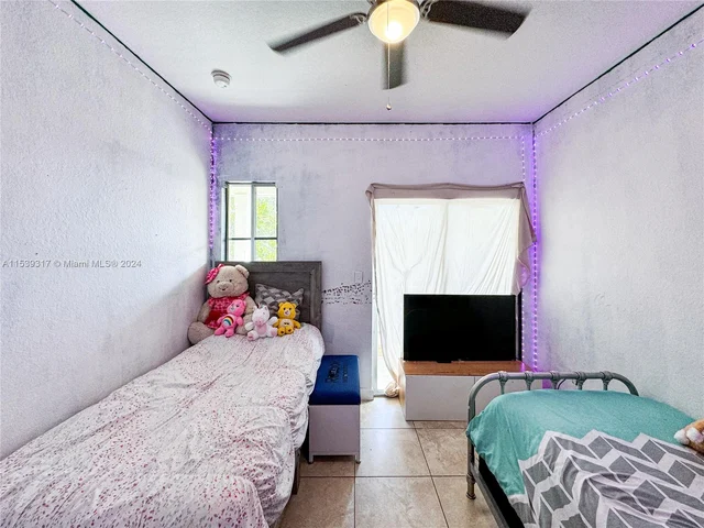 3449 NE 4th St, Homestead FL 33033