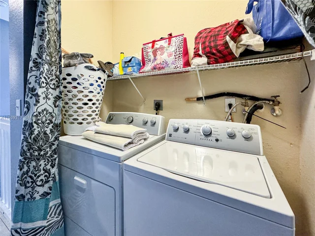 3449 NE 4th St, Homestead FL 33033