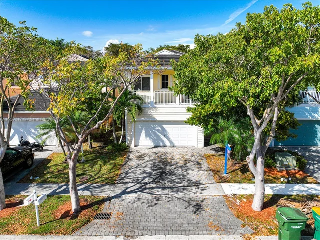 3449 NE 4th St, Homestead FL 33033