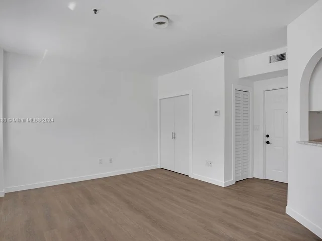 747 Michigan Ave # 204, Miami Beach FL 33139