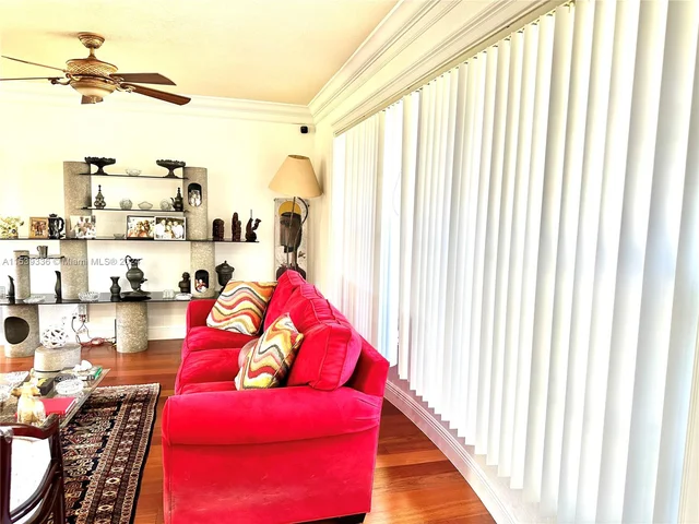 3908 Jefferson St, Hollywood FL 33021