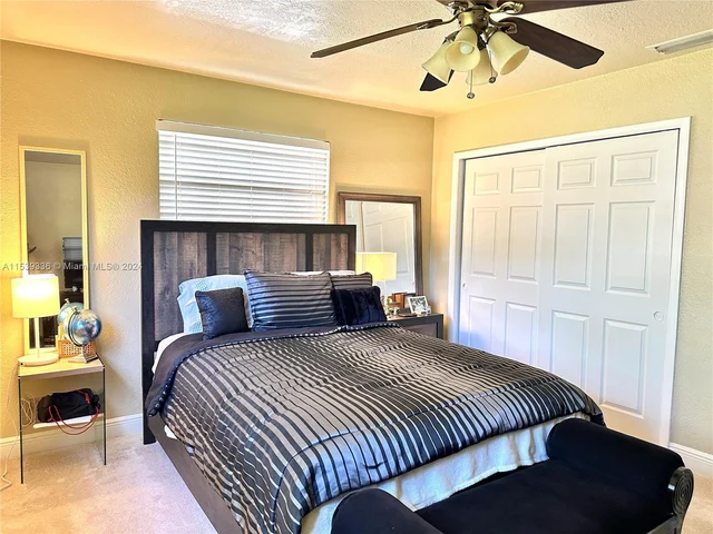 3908 Jefferson St, Hollywood FL 33021