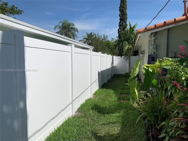3908 Jefferson St, Hollywood FL 33021