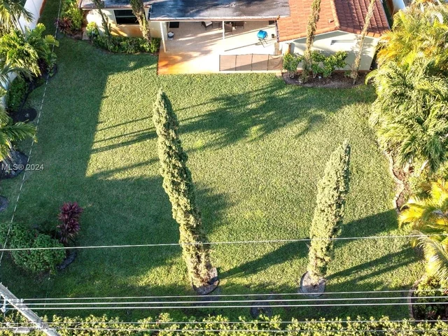 3908 Jefferson St, Hollywood FL 33021