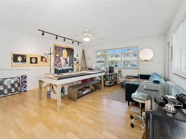 7440 Byron Ave # 1B, Miami Beach FL 33141