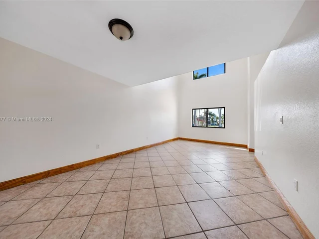 15235 SW 99th Ct, Miami FL 33157