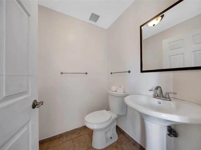 15235 SW 99th Ct, Miami FL 33157