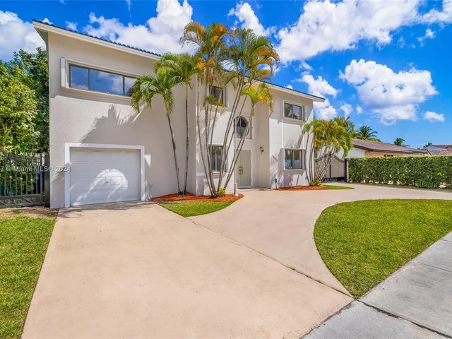 15235 SW 99th Ct, Miami FL 33157