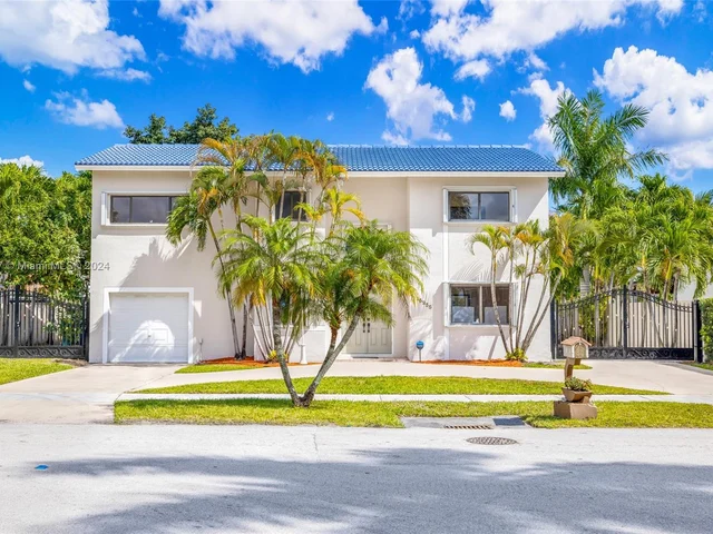 15235 SW 99th Ct, Miami FL 33157