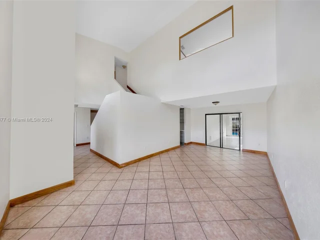 15235 SW 99th Ct, Miami FL 33157