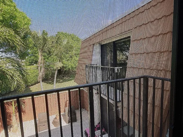 2921 N Waterford Dr N # 1, Deerfield Beach FL 33442