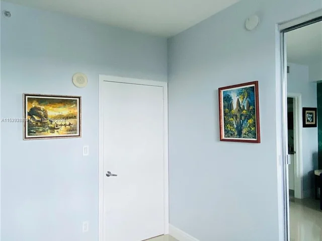 601 NE 36th St # 2807, Miami FL 33137