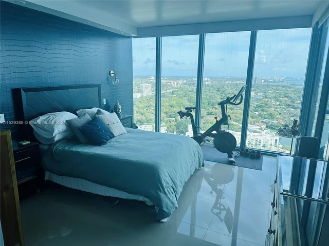 601 NE 36th St # 2807, Miami FL 33137