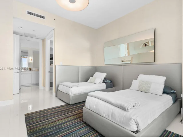 10295 Collins Ave # 506, Bal Harbour FL 33154