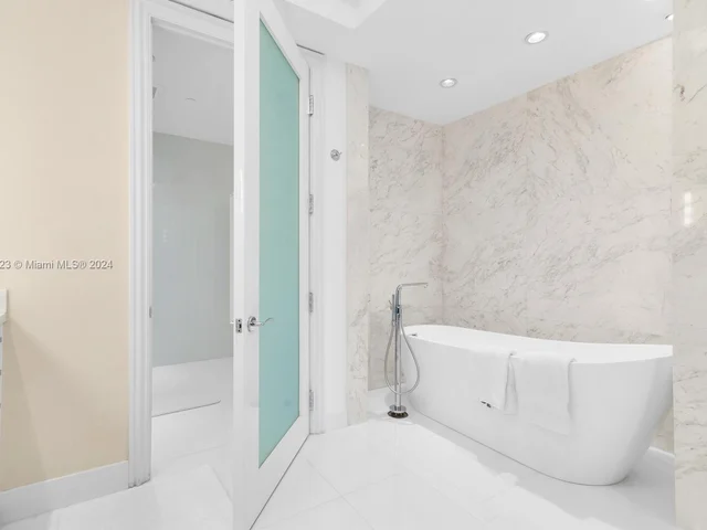 10295 Collins Ave # 506, Bal Harbour FL 33154