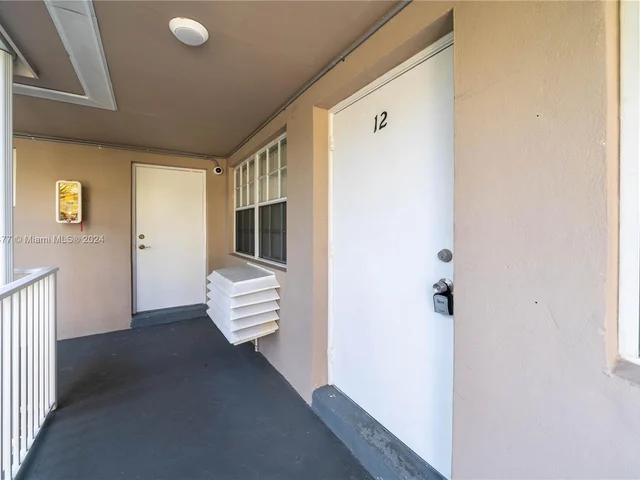 6511 Santona St # C12, Coral Gables FL 33146