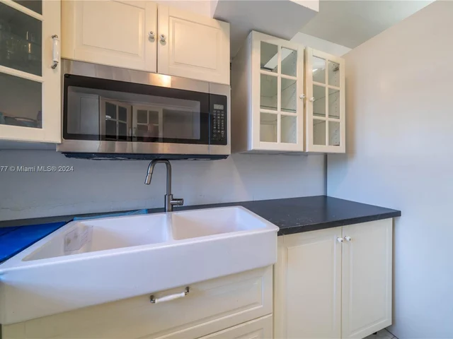 6511 Santona St # C12, Coral Gables FL 33146