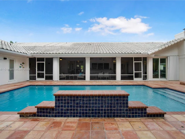 7438 SW 168th Ter, Palmetto Bay FL 33157