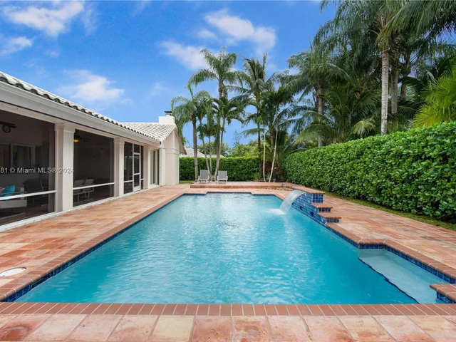 7438 SW 168th Ter, Palmetto Bay FL 33157