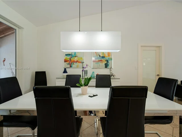 7438 SW 168th Ter, Palmetto Bay FL 33157