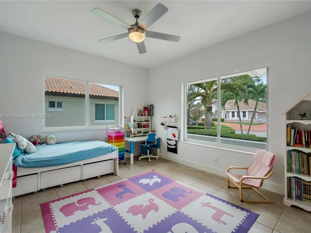 7438 SW 168th Ter, Palmetto Bay FL 33157