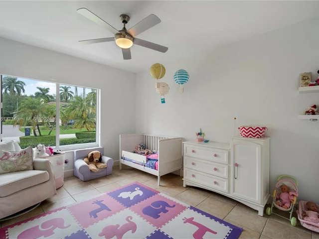 7438 SW 168th Ter, Palmetto Bay FL 33157