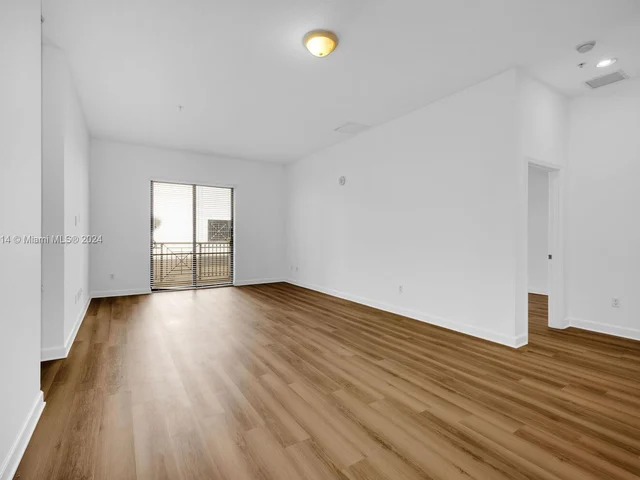 8395 SW 73rd Ave # 316, Miami FL 33143