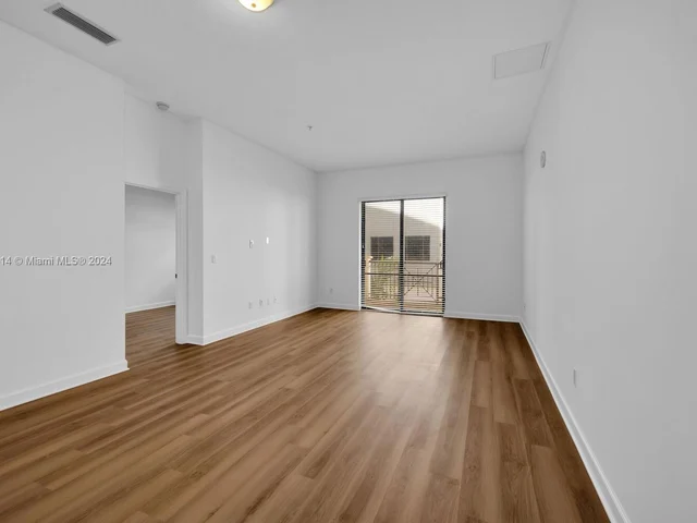 8395 SW 73rd Ave # 316, Miami FL 33143