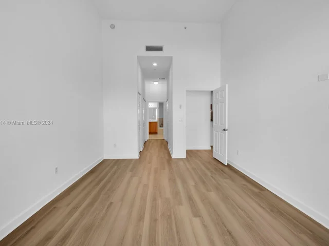 8395 SW 73rd Ave # 316, Miami FL 33143