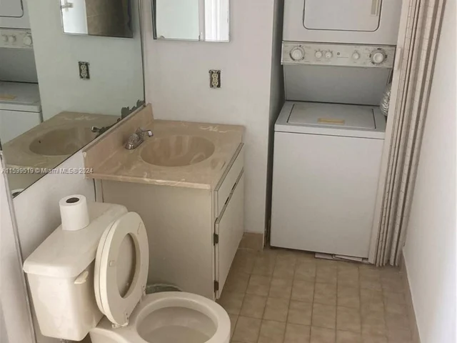 11790 SW 18 st # 326, Miami FL 33175