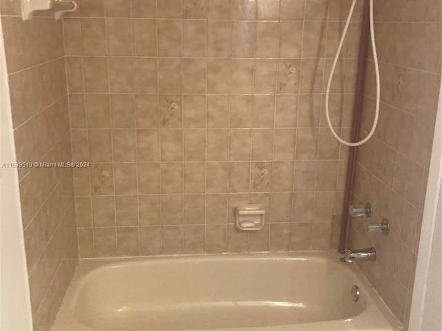 11790 SW 18 st # 326, Miami FL 33175