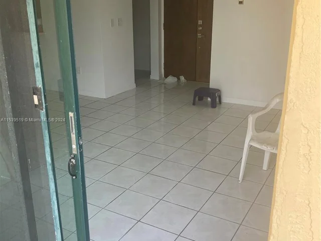 11790 SW 18 st # 326, Miami FL 33175