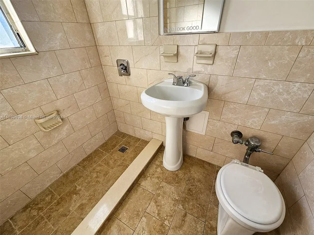 850 Jefferson Ave # 1, Miami Beach FL 33139