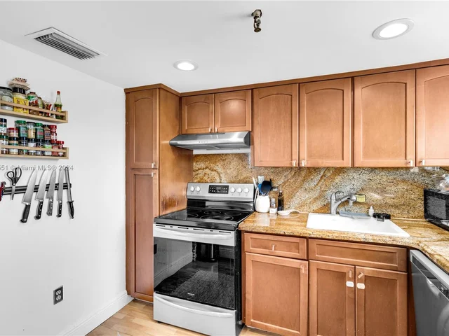 1345 West Ave # 704, Miami Beach FL 33139