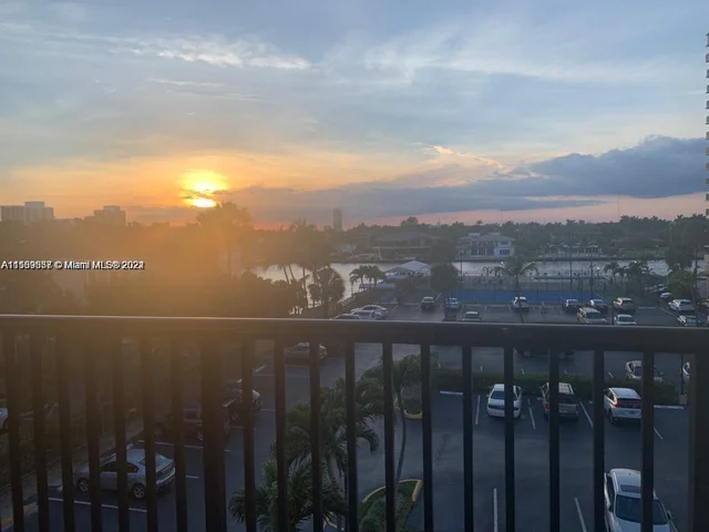 2049 S Ocean Dr # 401, Hallandale Beach FL 33009