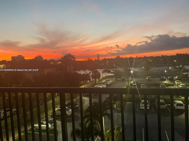 2049 S Ocean Dr # 401, Hallandale Beach FL 33009