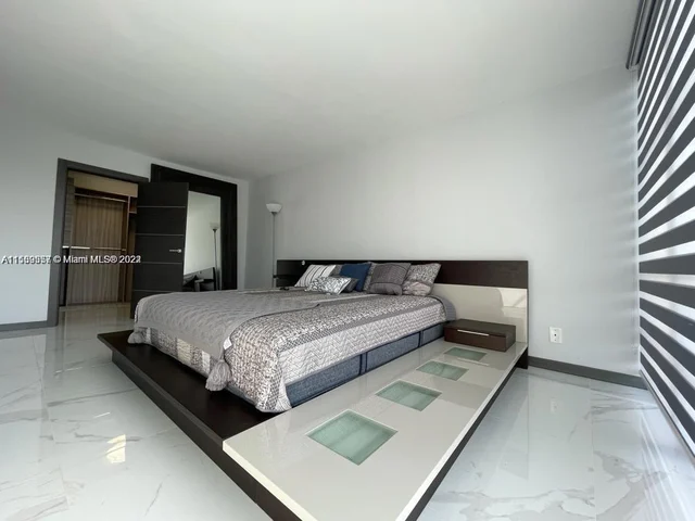 2049 S Ocean Dr # 401, Hallandale Beach FL 33009