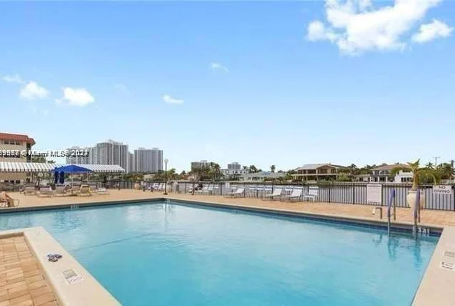 2049 S Ocean Dr # 401, Hallandale Beach FL 33009