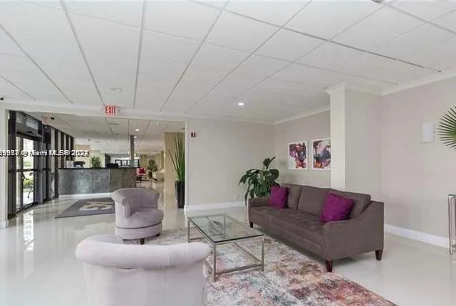 2049 S Ocean Dr # 401, Hallandale Beach FL 33009