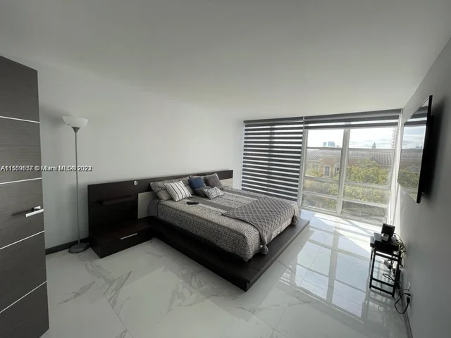 2049 S Ocean Dr # 401, Hallandale Beach FL 33009