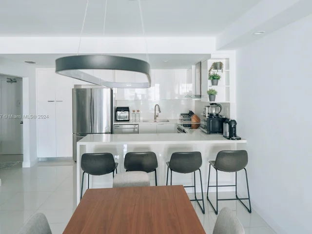 19380 Collins Ave # 1003, Sunny Isles Beach FL 33160