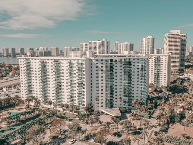 19380 Collins Ave # 1003, Sunny Isles Beach FL 33160