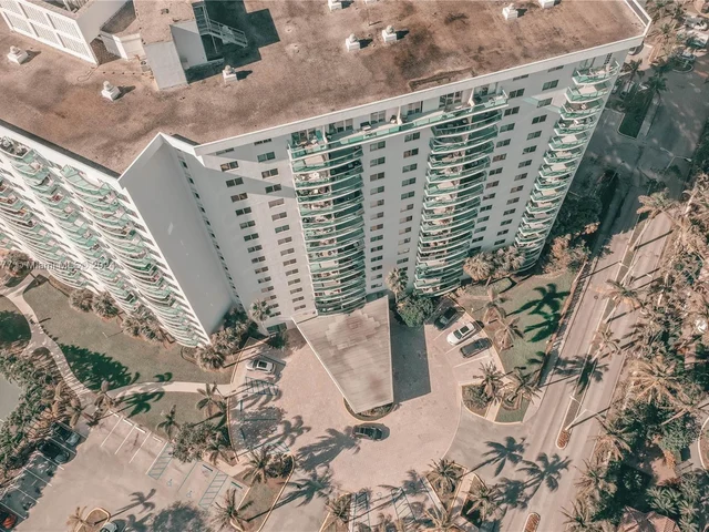 19380 Collins Ave # 1003, Sunny Isles Beach FL 33160