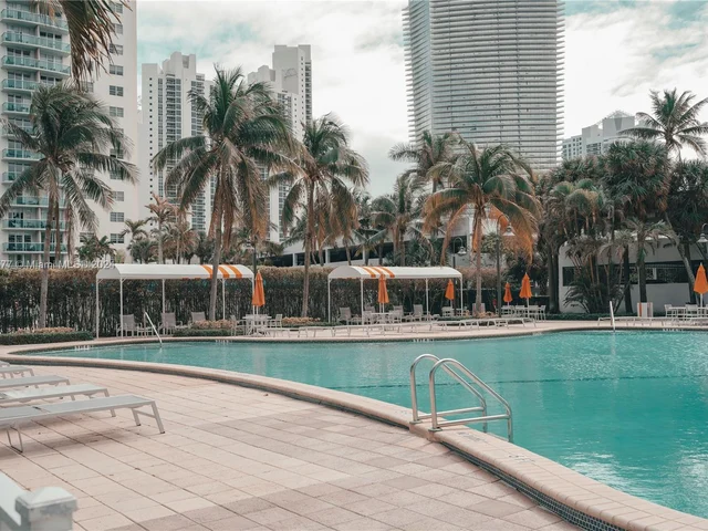 19380 Collins Ave # 1003, Sunny Isles Beach FL 33160