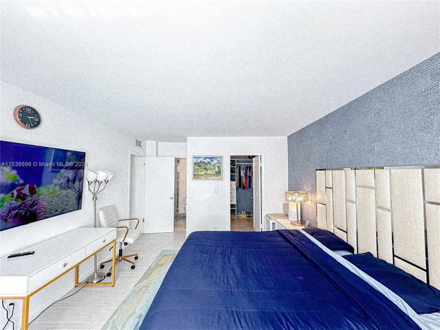 430 Golden Isles Dr # 205, Hallandale Beach FL 33009