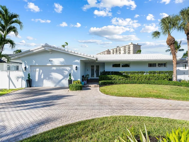 436 Tamarind Dr, Hallandale Beach FL 33009