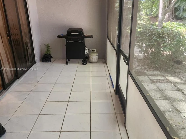 6350 W Longboat Ln W # 103, Boca Raton FL 33433